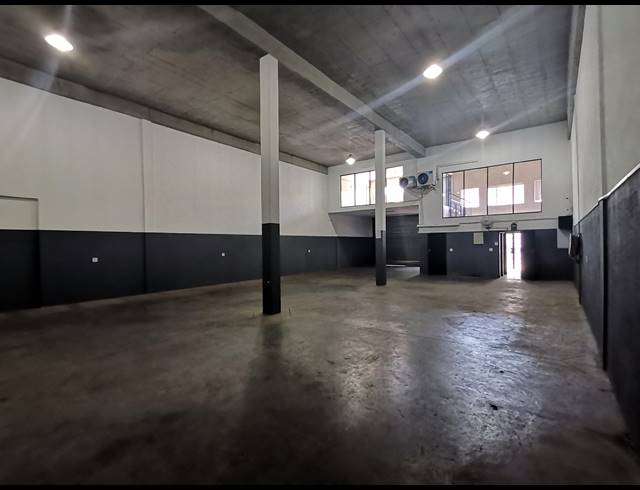 342M² WAREHOUSE TO LET IN POMONA